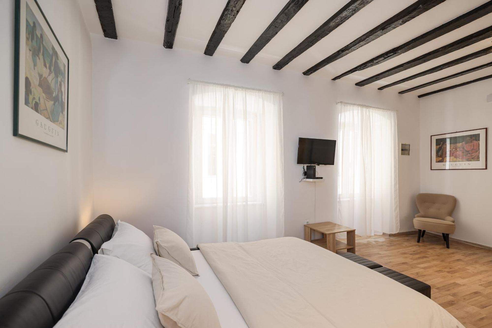 Apartment Kalelarga